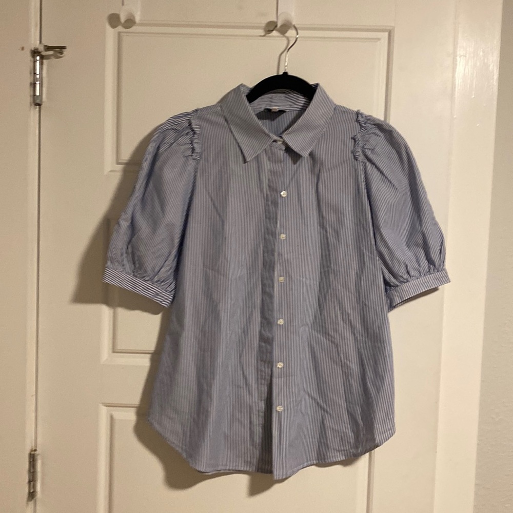 Nicole puff sleeve button down with collar G label by Goop